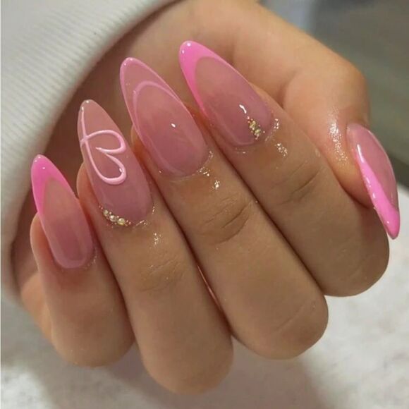 Pink press on nails - Picture 1 of 3